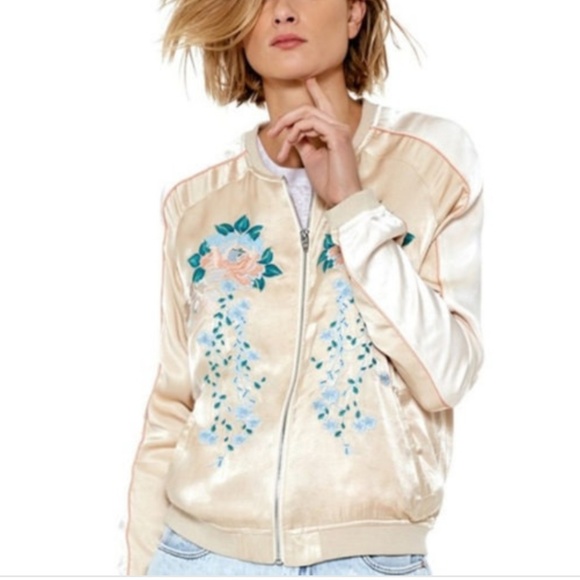Blank NYC pink embroidered bomber jacket Xs - Picture 2 of 8